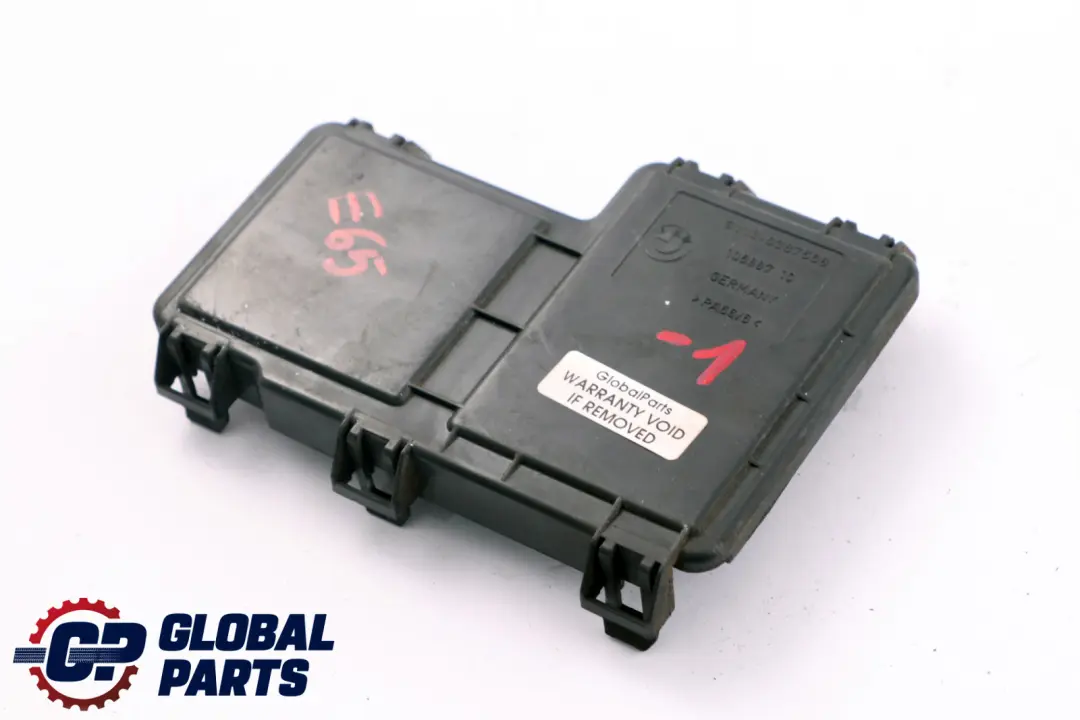 Batteria B Vano motore Coperchio punto terminale per BMW E65 con numero di parte 8387568 BMW E65 Batteria B Vano motore Coperchio punto terminale - SKU 8387568-1 - Numero di parte 8387568