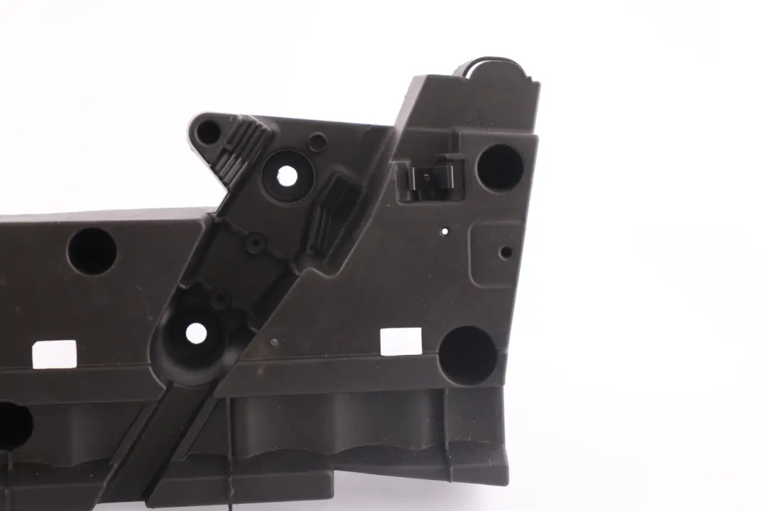 Appui Longeron Arriere Gauche pour BMW X5 Serie E53 à propos du numéro de pièce 8402111 BMW X5 Serie E53 Appui Longeron Arriere Gauche - SKU 8402111 - Numéro de pièce 8402111