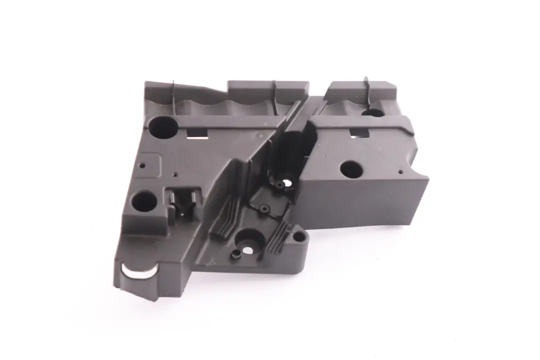 Appui Longeron Arriere Gauche pour BMW X5 Serie E53 à propos du numéro de pièce 8402111 BMW X5 Serie E53 Appui Longeron Arriere Gauche - SKU 8402111 - Numéro de pièce 8402111