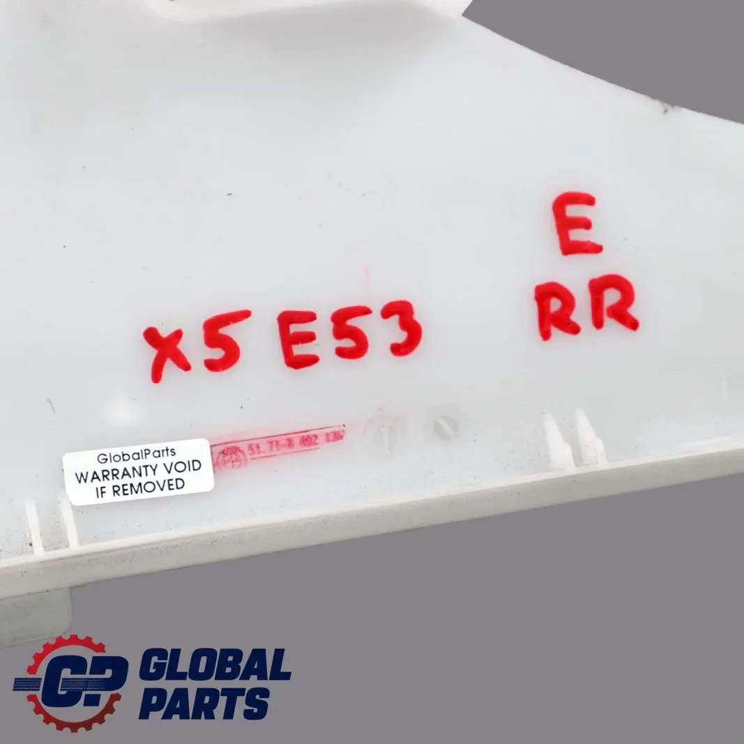 Copertura Cavi Posteriore Destra per BMW X5 E53 con numero di parte 8402136 BMW X5 E53 Copertura Cavi Posteriore Destra - SKU 8402136 - Numero di parte 8402136