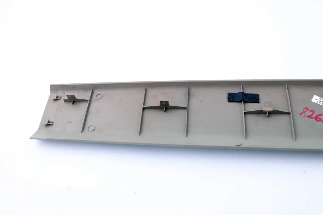 Trunk Boot Lid Interior Upper Trim Panel Pastell Green para BMW E53 con número de pieza 8402193 BMW E53 Trunk Boot Lid Interior Upper Trim Panel Pastell Green - SKU 8402193-2 - Número de pieza 8402193