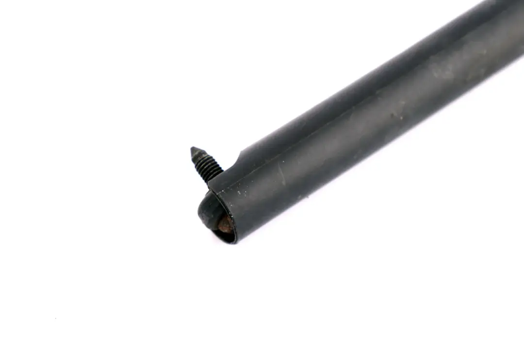  Soporte Inferior Tapa Maletero Porton TraseroBMW X5 E53 - SKU 8402195 - Número de pieza 8402195