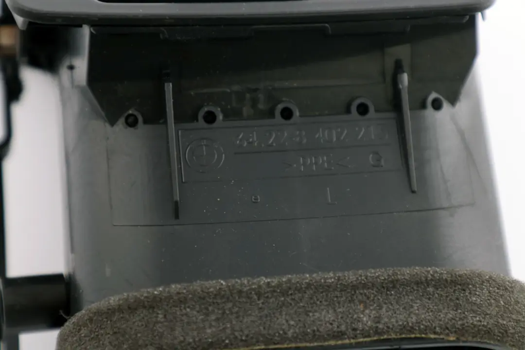 *BMW X5 er E53 Armaturenbrett Luftdüse Lüftung Links für mit Teilenummer 8402215 *BMW X5 er E53 Armaturenbrett Luftdüse Lüftung Links - SKU 8402215 - Teilenummer 8402215