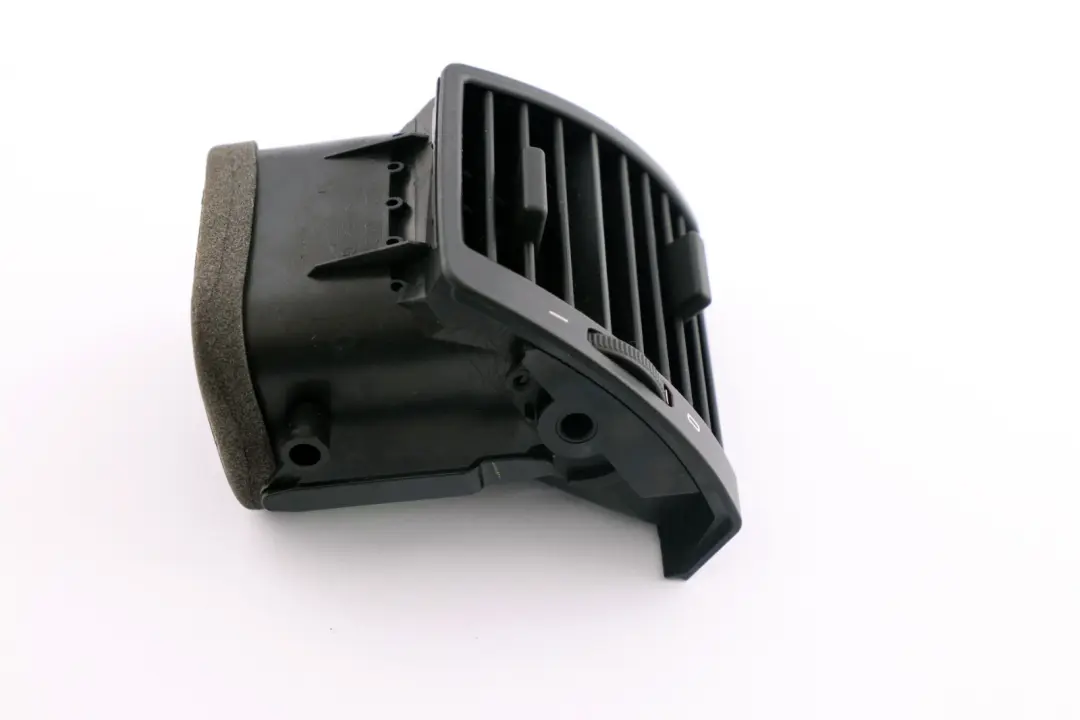 BMW E53 X5 Kratka wlot powietrza prawa prawy przód - SKU 8402216 - Numer Części 64228402216