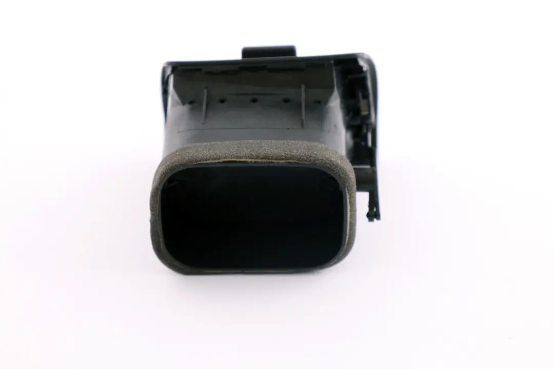 BMW E53 X5 Kratka wlot powietrza prawa prawy przód - SKU 8402216 - Numer Części 64228402216
