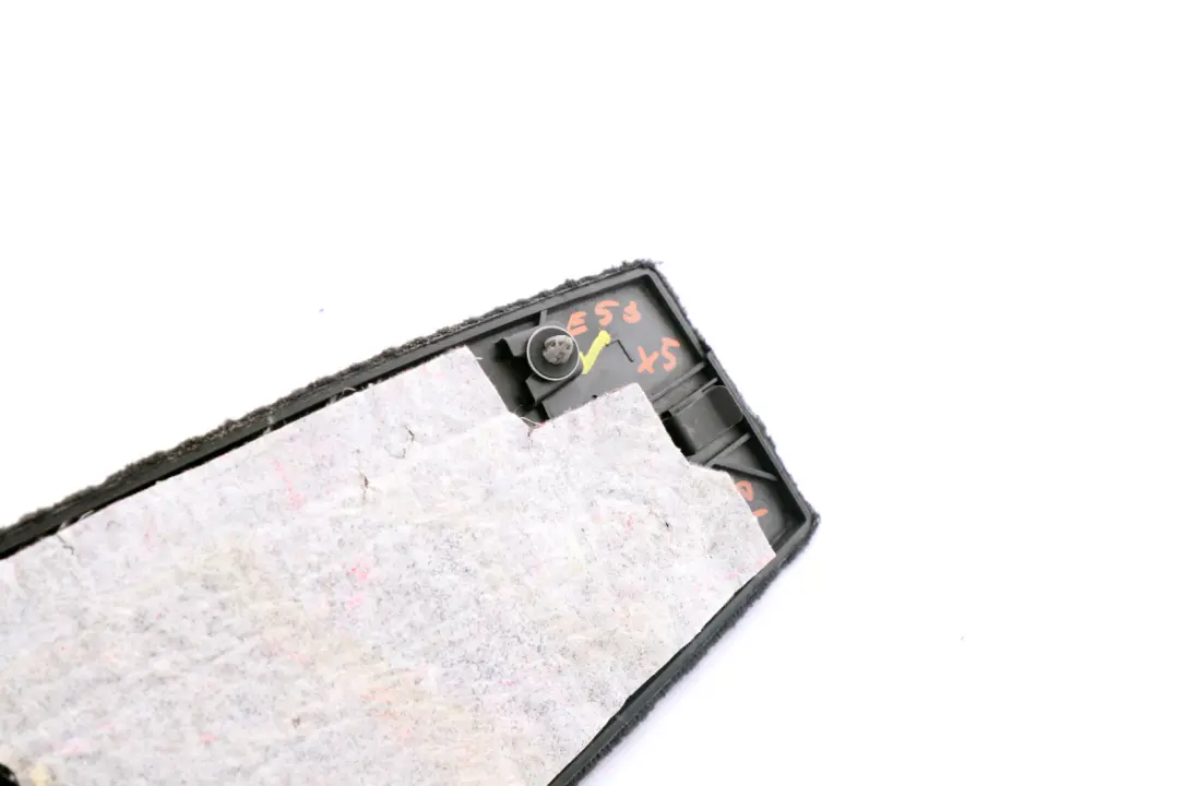 Trasera Izquierda Centro Consola Embellecedor Panel Antrazit para BMW X5 E53 con número de pieza 8402277 BMW X5 E53 Trasera Izquierda Centro Consola Embellecedor Panel Antrazit - SKU 8402277 - Número de pieza 8402277