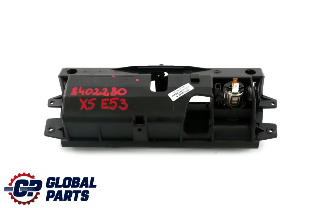 Embellecedor Interior Consola Central Cenicero Titan para BMW X5 E53 con número de pieza 8402280 BMW X5 E53 Embellecedor Interior Consola Central Cenicero Titan - SKU 8402280 - Número de pieza 8402280