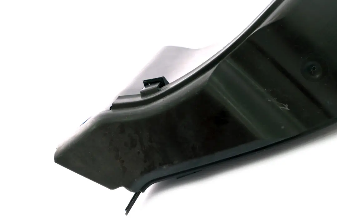 Pare-chocs avant conduit d'air de freinage droit pour BMW X5 E53 à propos du numéro de pièce 8402426 BMW X5 E53 Pare-chocs avant conduit d'air de freinage droit - SKU 8402426 - Numéro de pièce 8402426