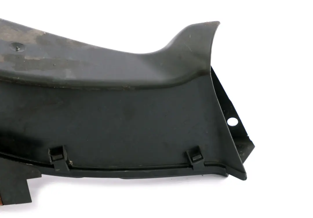 Front Bumper Brake Air Duct Right O/S to BMW X5 E53 with Part number 8402426 BMW X5 E53 Front Bumper Brake Air Duct Right O/S - SKU 8402426 - Part number 8402426