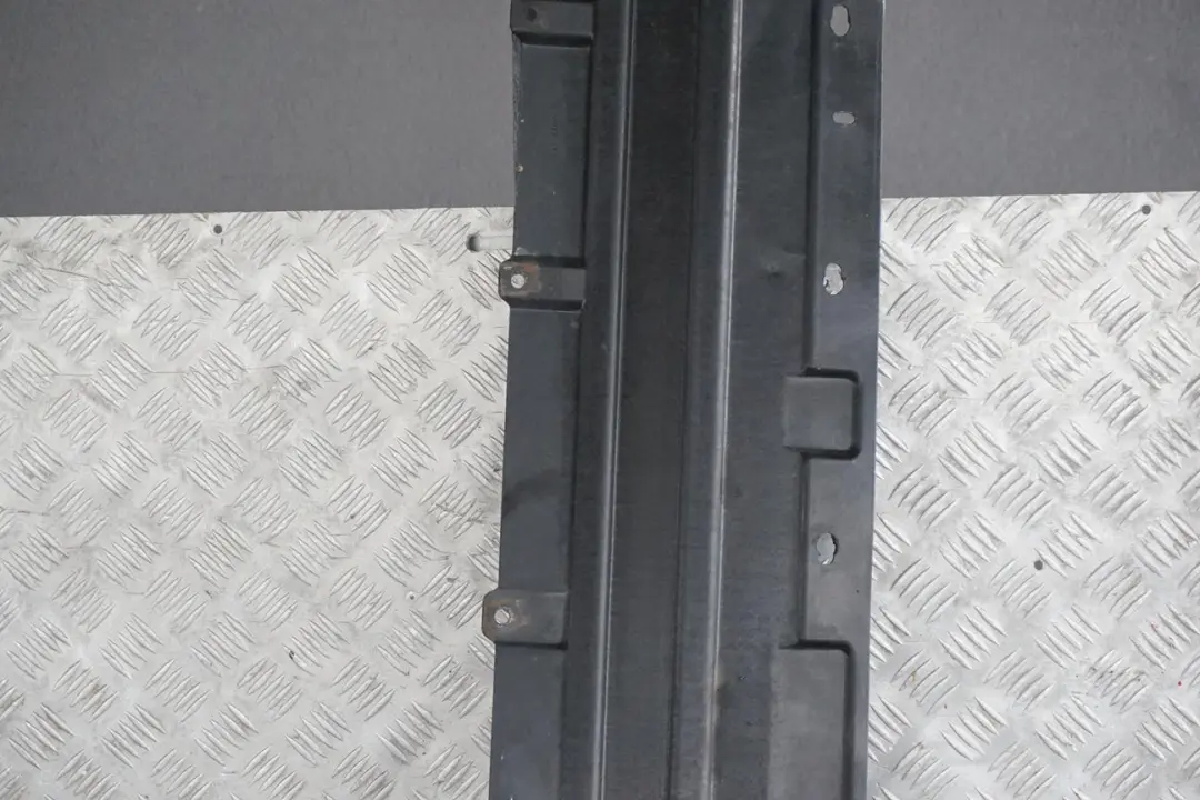  Osłona obudowa płyta podwozia lewy tył BMW e53 X5 - SKU 8402437 - Numer Części 8402437
