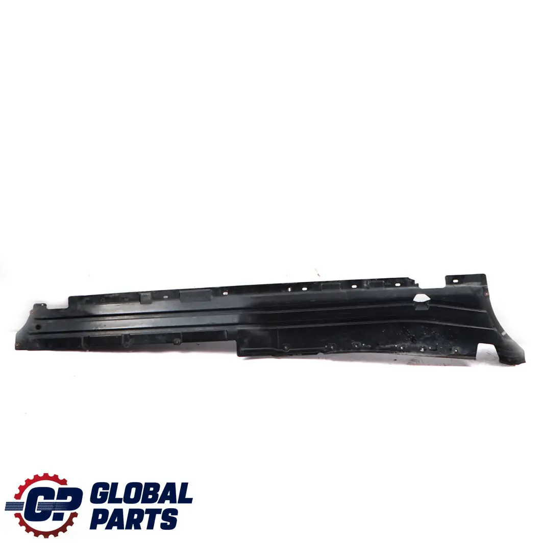 BMW X5 Series E53 Panneau d'habillage de bas de caisse arriere droit - SKU 8402438 - Numéro de pièce 8402438