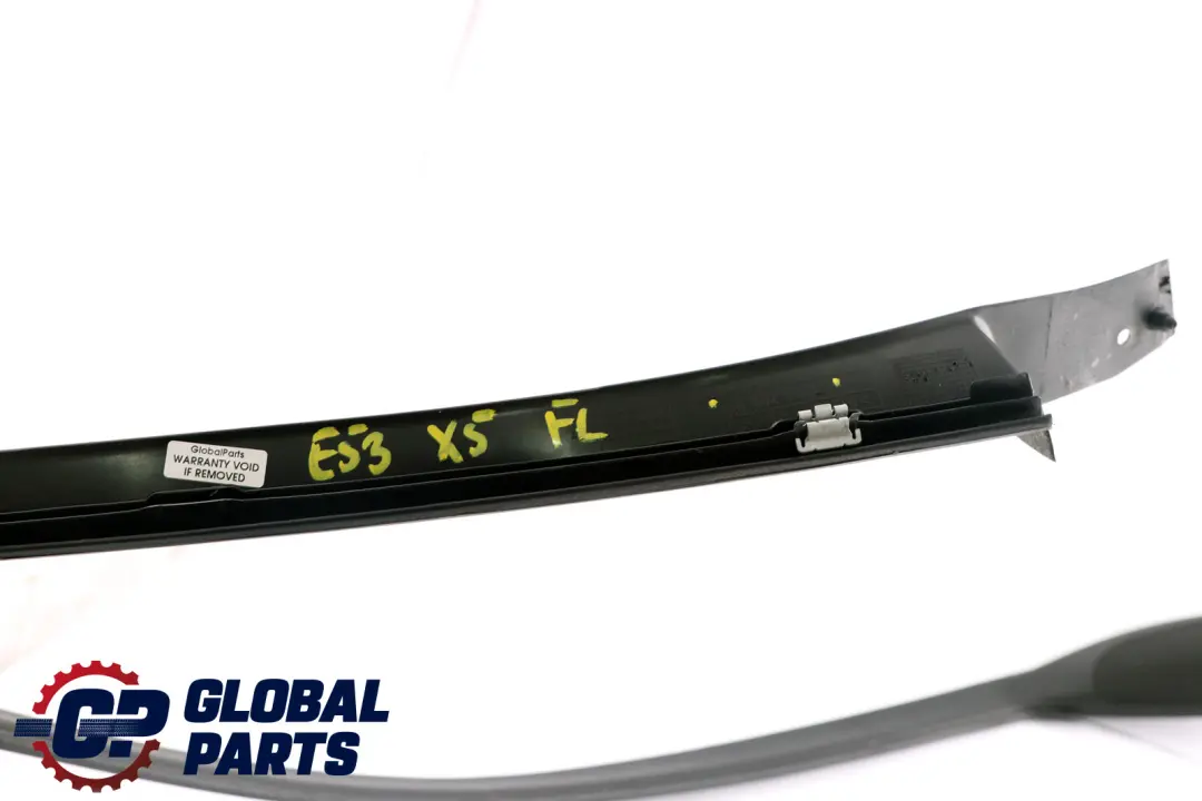 Copertura Cornice Finestrino Porta Anteriore Sinistra per BMW X5 E53 con numero di parte 8402507 BMW X5 E53 Copertura Cornice Finestrino Porta Anteriore Sinistra - SKU 8402507 - Numero di parte 8402507