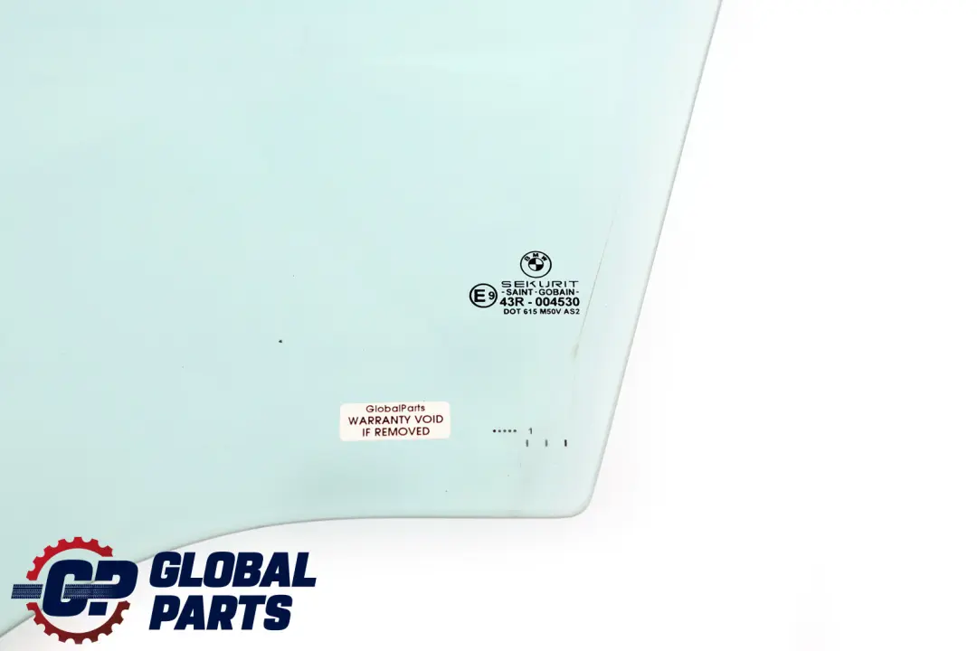 Finestra laterale anteriore sinistra verde AS2 5132 per BMW X5 E53 con numero di parte 51328402513 BMW X5 E53 Finestra laterale anteriore sinistra verde AS2 5132 - SKU 8402513 - Numero di parte 51328402513
