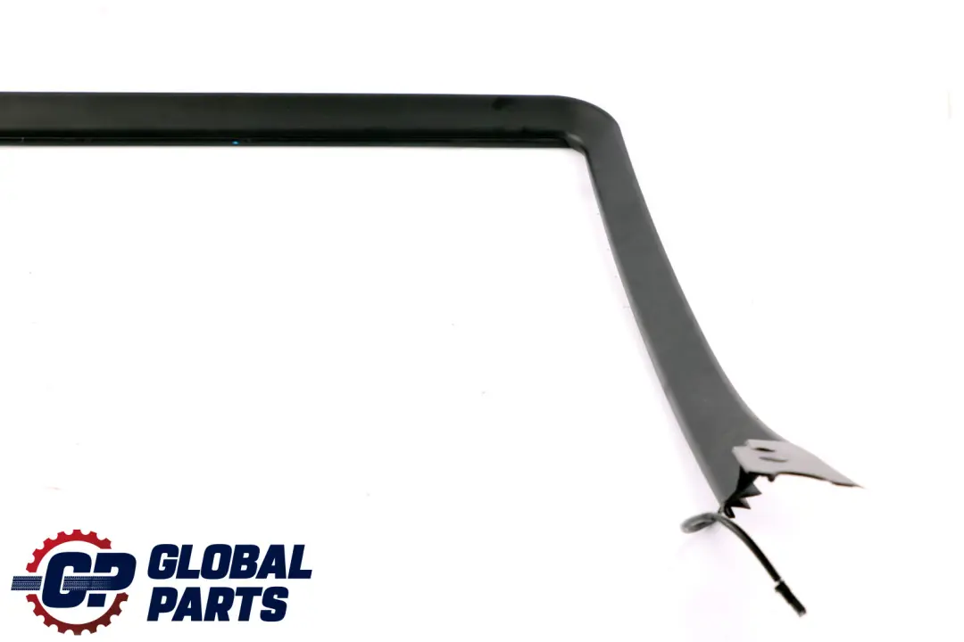 Embellecedor Marco Ventana Puerta Anti Trampas Izquierda para BMW X5 E53 con número de pieza 8402563 BMW X5 E53 Embellecedor Marco Ventana Puerta Anti Trampas Izquierda - SKU 8402563 - Número de pieza 8402563