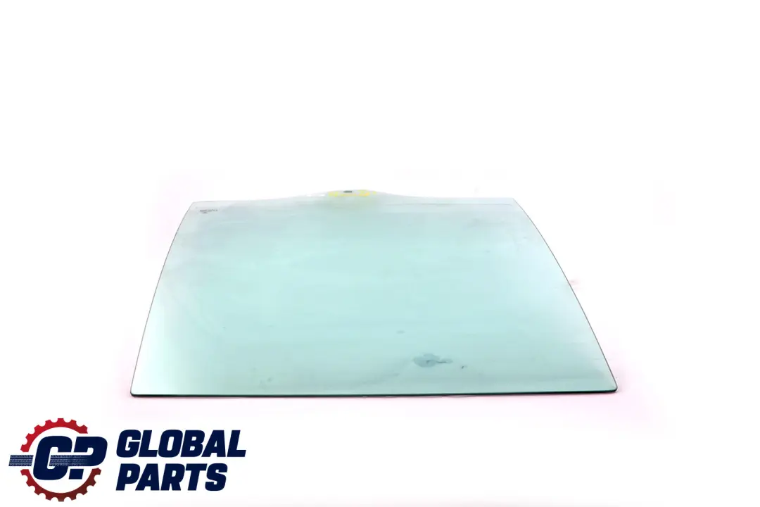 Finestrino Verde Portiera Posteriore Destra 5134 per BMW X5 E53 con numero di parte 51348402572 BMW X5 E53 Finestrino Verde Portiera Posteriore Destra 5134 - SKU 8402572 - Numero di parte 51348402572