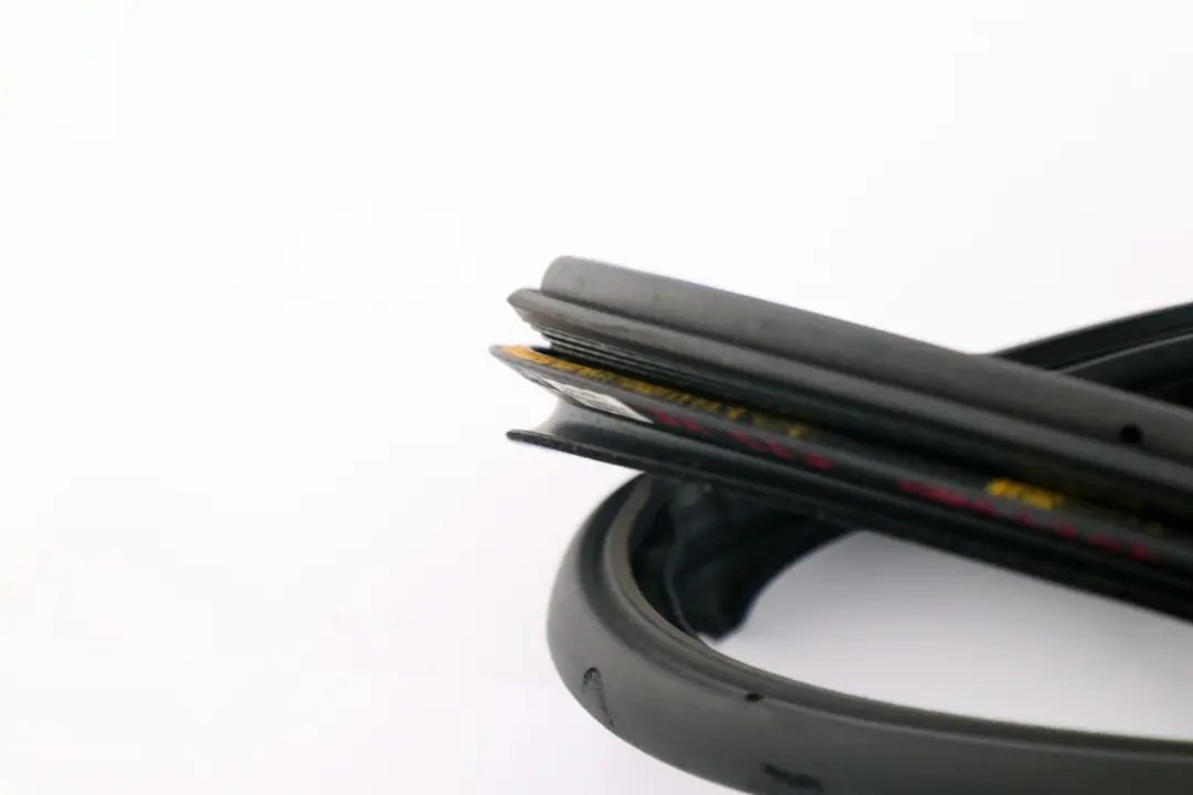 Puerta Proteccion Borde Junta Trasera Izquierda Derecha N/ para BMW X5 E53 con número de pieza 7025580 BMW X5 E53 Puerta Proteccion Borde Junta Trasera Izquierda Derecha N/ - SKU 8402585 - Número de pieza 7025580