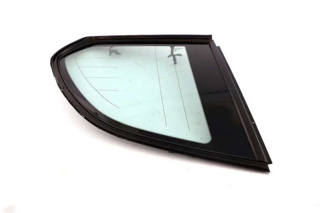 Finestrino Verde con Guarnizione SX AS2 per BMW X5 Serie E53 con numero di parte 8402619 BMW X5 Serie E53 Finestrino Verde con Guarnizione SX AS2 - SKU 8402619-1 - Numero di parte 8402619