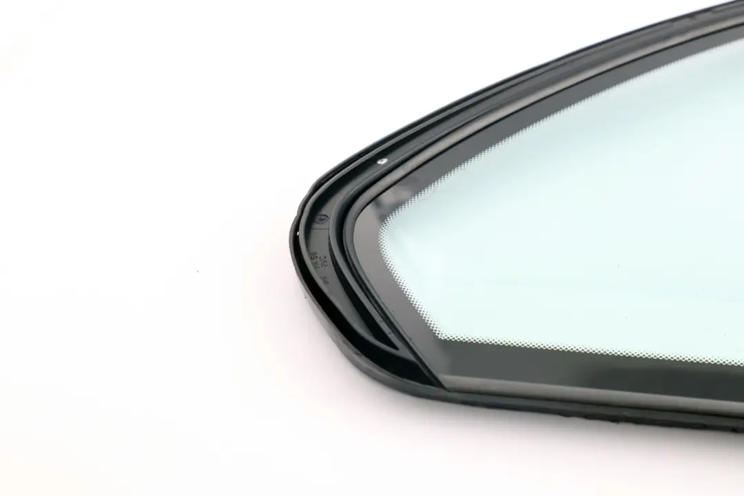 Fenetre Laterale Vert Joint Droite AS2 5136 pour BMW X5 Serie E53 à propos du numéro de pièce 8402620 BMW X5 Serie E53 Fenetre Laterale Vert Joint Droite AS2 5136 - SKU 8402620 - Numéro de pièce 8402620