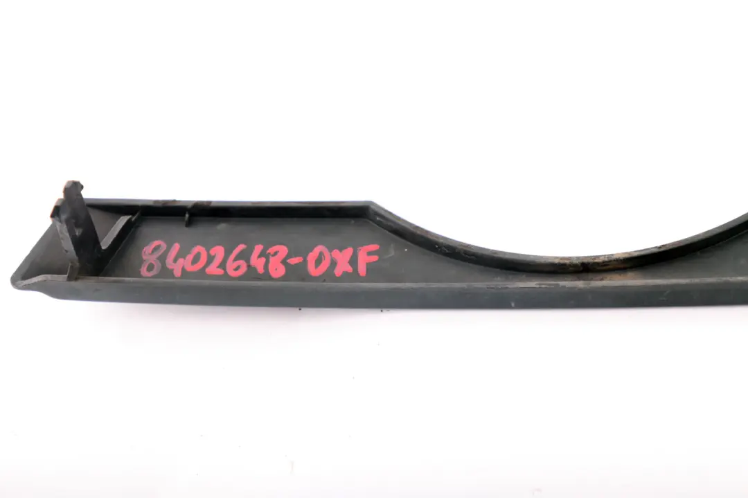 Reihe E53 Blende rechts Schwarz 2 Black 5113 für BMW X5 mit Teilenummer 8402648 BMW X5 Reihe E53 Blende rechts Schwarz 2 Black 5113 - SKU 8402648-OXF - Teilenummer 8402648