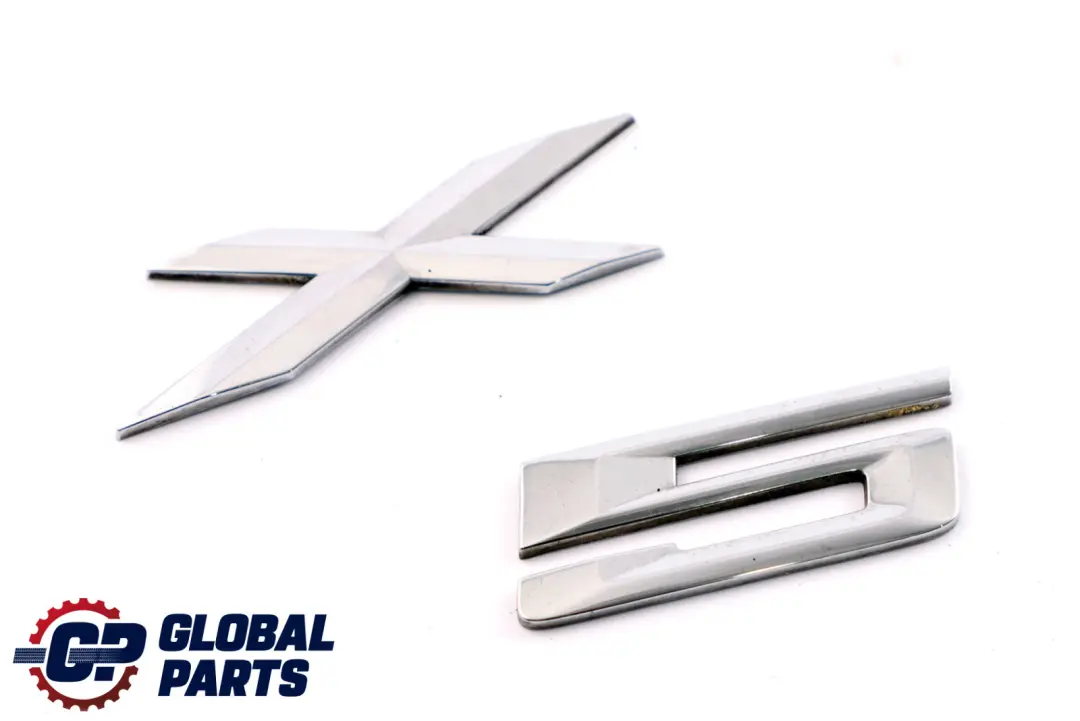 BMW E53 E70 Trasero Boot Trunk Lid Adherido Lettering Emblema Logotipo - SKU 8402675 - Número de pieza 8402675