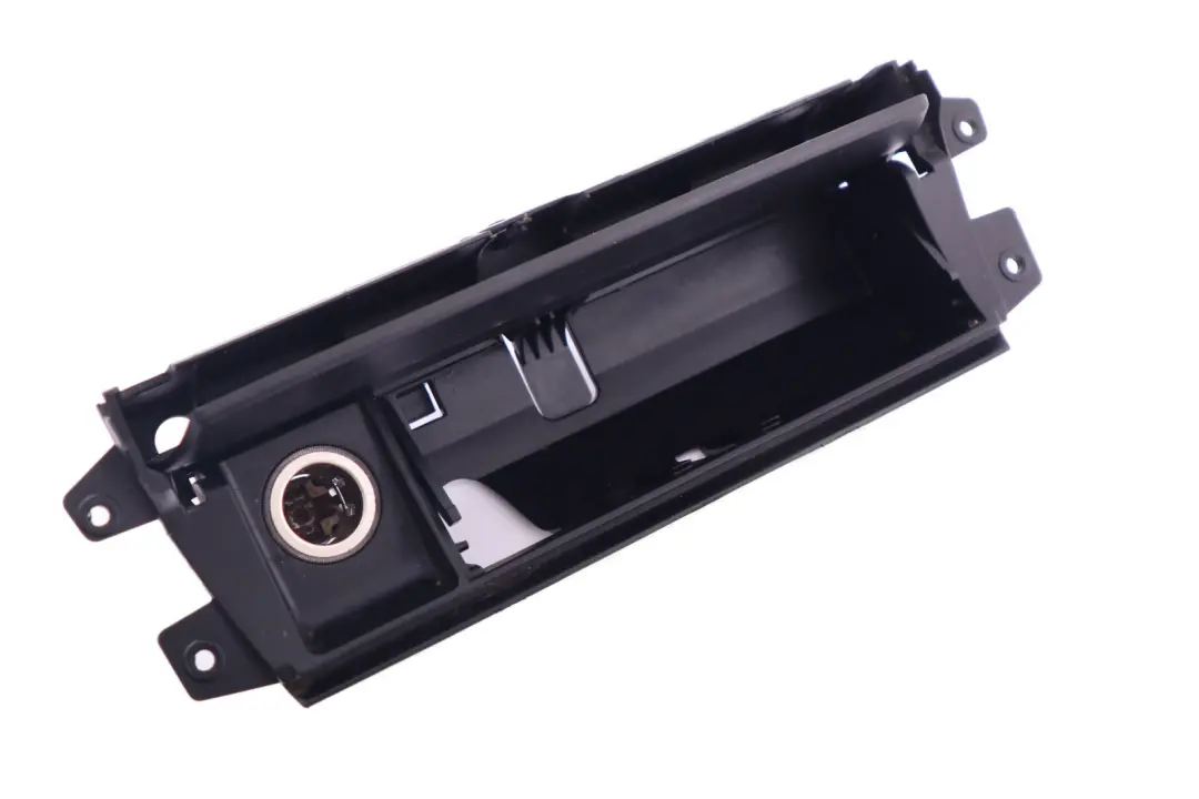Cendrier Utiliser Mittenkonsole Avant 8402280 pour BMW X5 E53 à propos du numéro de pièce 8402967 BMW X5 E53 Cendrier Utiliser Mittenkonsole Avant 8402280 - SKU 8402967-1 - Numéro de pièce 8402967