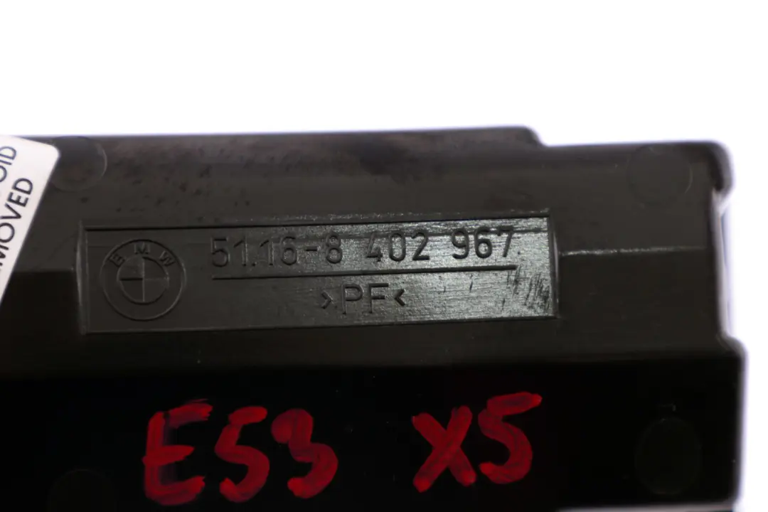 Wkład Popielniczki Popielniczka Konsoli Środkowej do BMW X5 E53 o numerze 51168402967 BMW X5 E53 Wkład Popielniczki Popielniczka Konsoli Środkowej - SKU 8402967 - Numer Części 51168402967