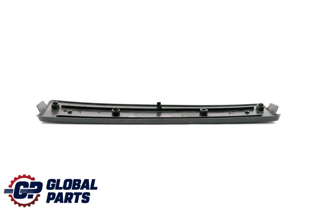 Unterlage Für Kennzeichen 5111 für BMW X5 er E53 mit Teilenummer 51118403075 BMW X5 er E53 Unterlage Für Kennzeichen 5111 - SKU 8403075 - Teilenummer 51118403075