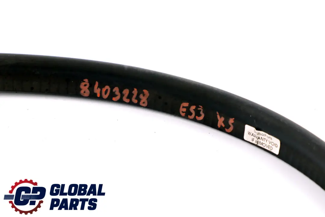 BMW X5 Serie E53 Joint central de Capot Avant - SKU 8403228 - Numéro de pièce 8403228