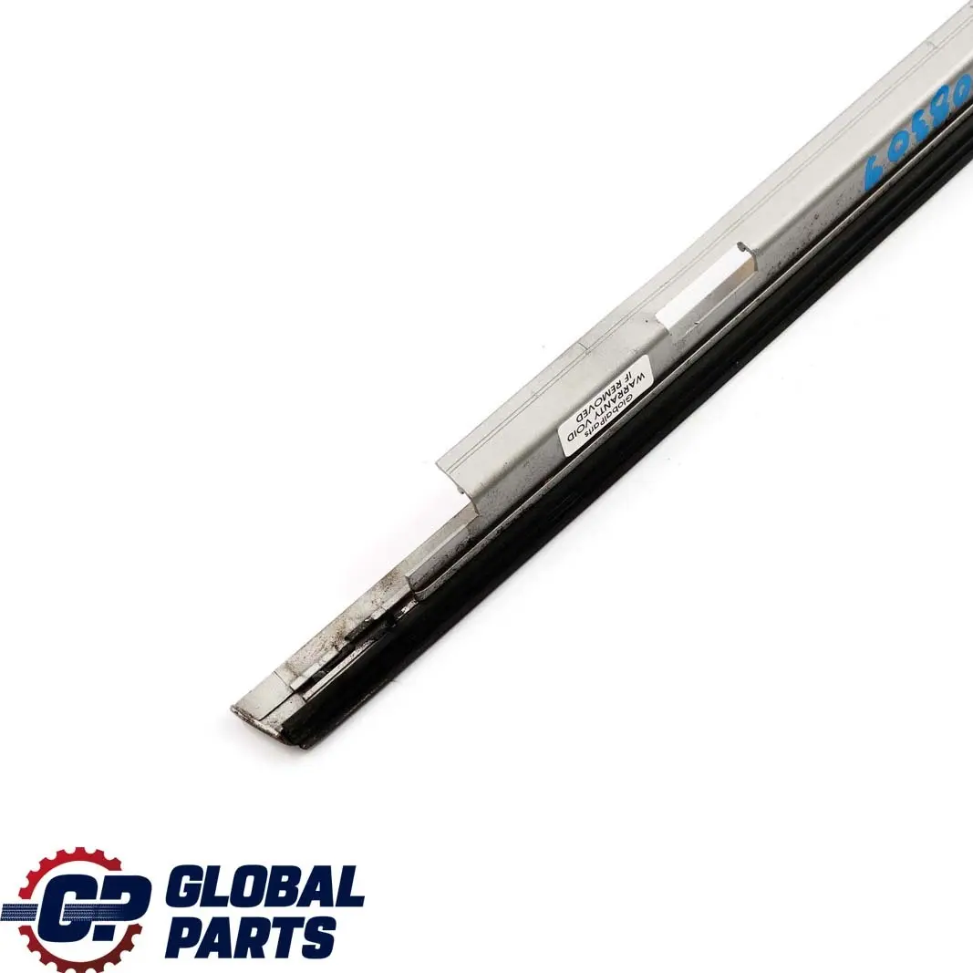 Couverture Chassis de Fenetre Porte Arriere Gauche Titan pour BMW X5 E53 à propos du numéro de pièce 8408309 BMW X5 E53 Couverture Chassis de Fenetre Porte Arriere Gauche Titan - SKU 8408309 - Numéro de pièce 8408309