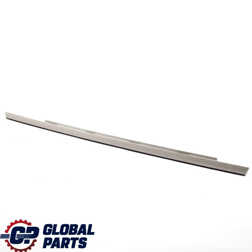 Porta Posteriore Sinistra Finestra Telaio Copertura Trim Titan per BMW X5 E53 con numero di parte 8408309 BMW X5 E53 Porta Posteriore Sinistra Finestra Telaio Copertura Trim Titan - SKU 8408309 - Numero di parte 8408309