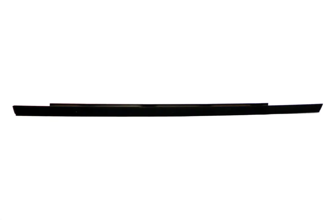 BMW X5 E53 Cadre fenêtre porte arrière droite couvercle de la garniture Schwarz - SKU 8408310 - Numéro de pièce 8408310