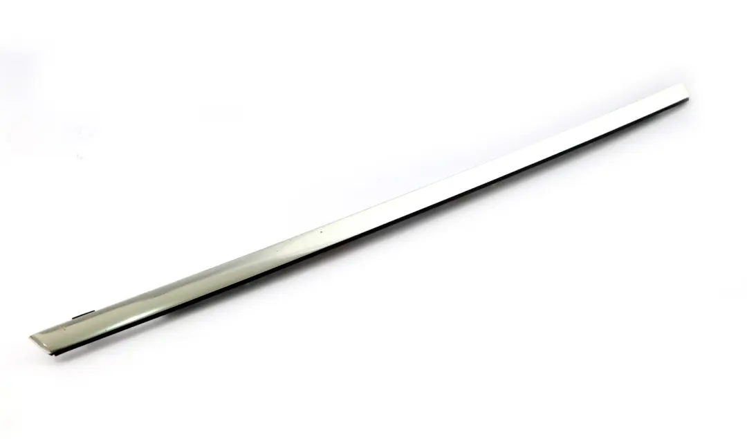 Blende Fensterrahmen Tür Hinten Rechts Chrom 8408428 für BMW X5 er E53 mit Teilenummer 8408427 BMW X5 er E53 Blende Fensterrahmen Tür Hinten Rechts Chrom 8408428 - SKU 8408427 - Teilenummer 8408427