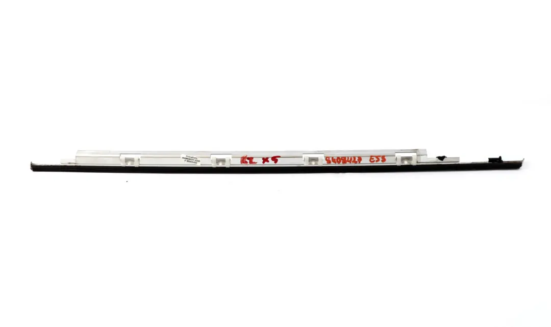 Blende Fensterrahmen Tür Hinten Rechts Chrom 8408428 für BMW X5 er E53 mit Teilenummer 8408427 BMW X5 er E53 Blende Fensterrahmen Tür Hinten Rechts Chrom 8408428 - SKU 8408427 - Teilenummer 8408427
