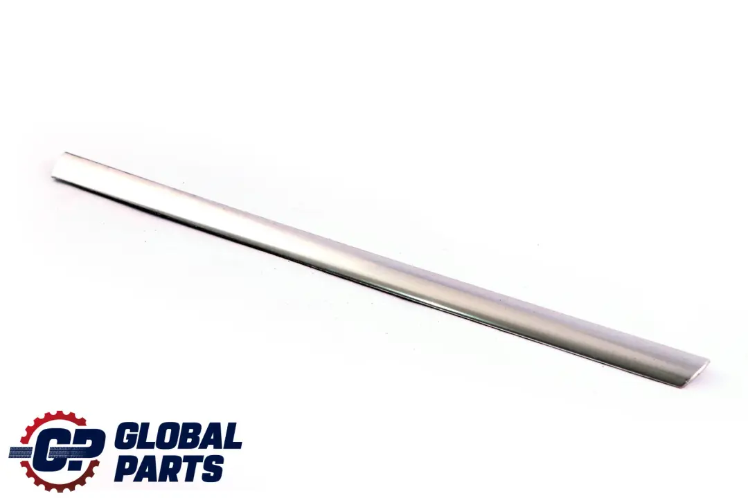 Listello Finestrino Posteriore Sinistra Cromo per BMW X5 E53 con numero di parte 8408455 BMW X5 E53 Listello Finestrino Posteriore Sinistra Cromo - SKU 8408455 - Numero di parte 8408455