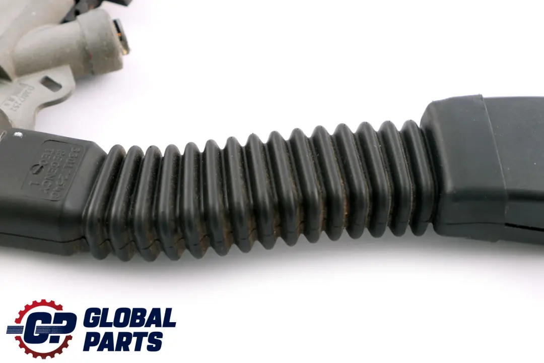 Sedile anteriore destro Fibbia tenditore cintura inferiore per BMW X5 E53 con numero di parte 8408760 BMW X5 E53 Sedile anteriore destro Fibbia tenditore cintura inferiore - SKU 8408760 - Numero di parte 8408760