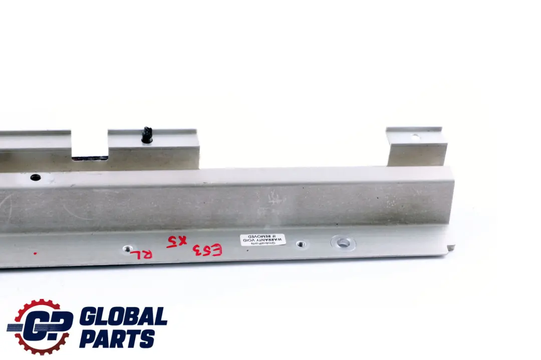 Mocowanie Wspornik Klapy Bagażnika Lewy do BMW X5 E53 o numerze 8408765 BMW X5 E53 Mocowanie Wspornik Klapy Bagażnika Lewy - SKU 8408765 - Numer Części 8408765