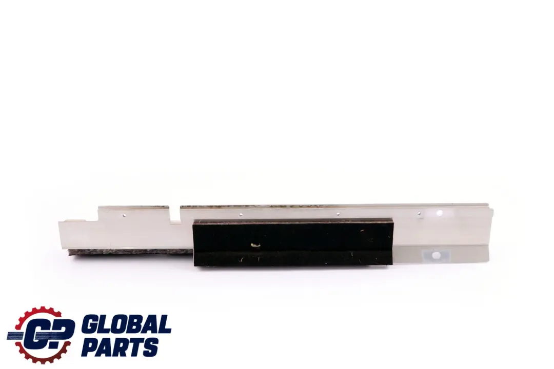 BMW E53 Tail Gate Trim Mount Bracket Rear Left - SKU 8408765 - Número de pieza 8408765