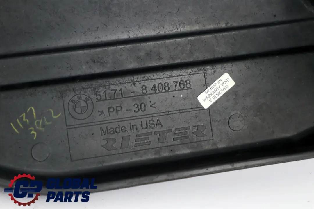Vassoio Protezione Antincastro Serbatoio Destro per BMW X5 E53 con numero di parte 8408768 BMW X5 E53 Vassoio Protezione Antincastro Serbatoio Destro - SKU 8408768 - Numero di parte 8408768