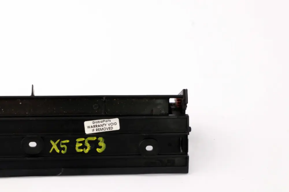 Flap Radio Partición Montaje Parte Cubierta Salpicadero para BMW X5 E53 con número de pieza 8408783 BMW X5 E53 Flap Radio Partición Montaje Parte Cubierta Salpicadero - SKU 8408783 - Número de pieza 8408783