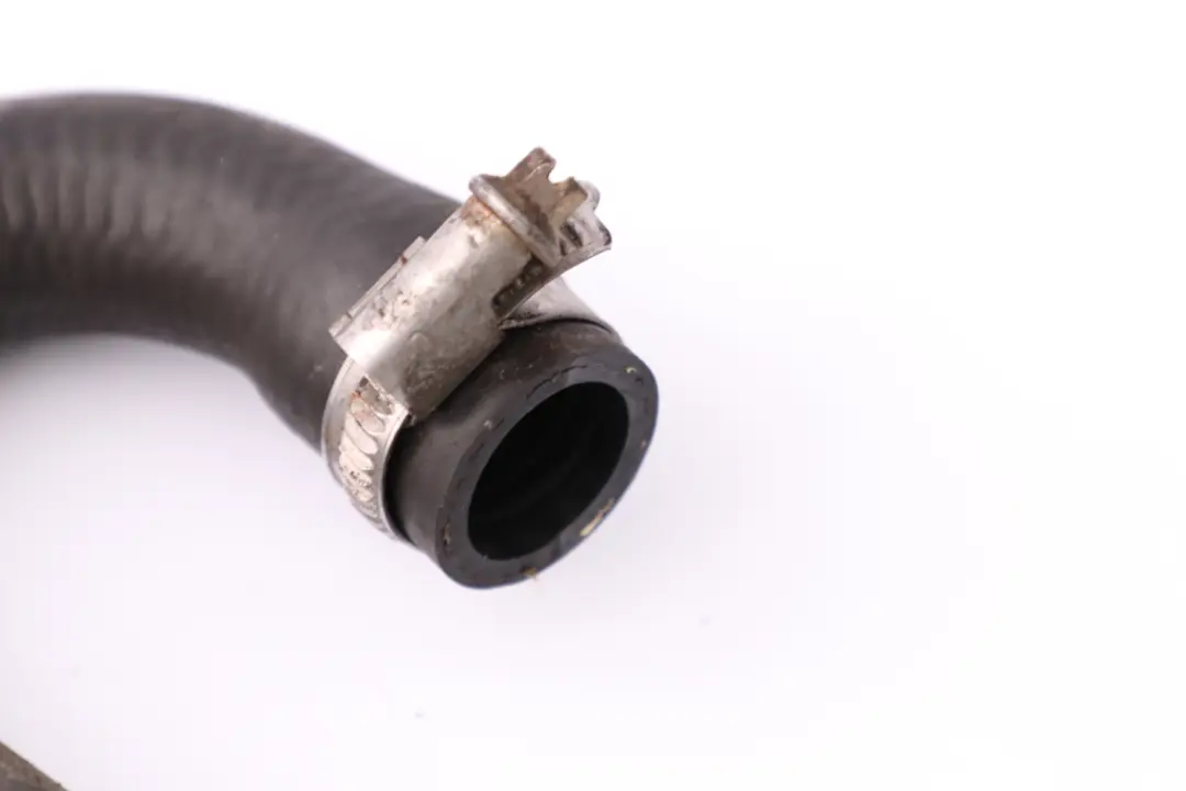 BMW X5 E53 Calentador Válvula de Agua Radiador Manguera Derecha - SKU 8409064 - Número de pieza 64218409064