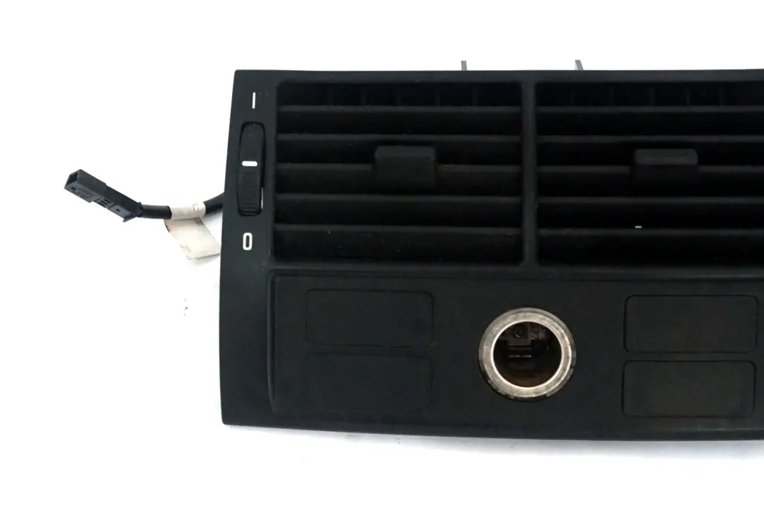 Aire Acondicionado Trasero Rejilla de Aire Fresco para BMW X5 E53 con número de pieza 8409081 BMW X5 E53 Aire Acondicionado Trasero Rejilla de Aire Fresco - SKU 8409081-1 - Número de pieza 8409081