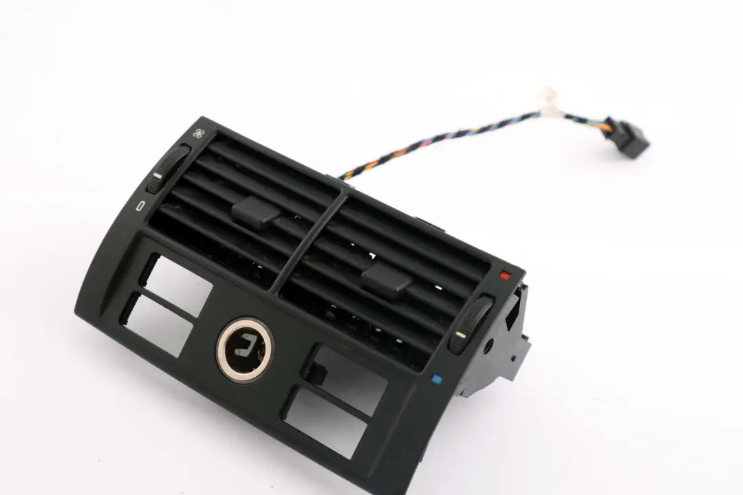 Aire Acondicionado Trasero Rejilla de Aire Fresco para BMW X5 E53 con número de pieza 8409081 BMW X5 E53 Aire Acondicionado Trasero Rejilla de Aire Fresco - SKU 8409081-1 - Número de pieza 8409081