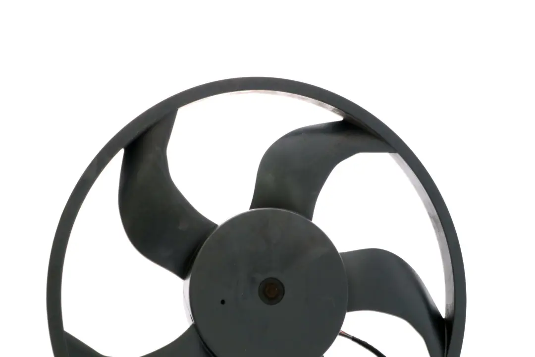 BMW E60 E61 Motor De La Cubierta Ventilador Radiador Refrigeración Motor - SKU 6950213 - Número de pieza 8508251
