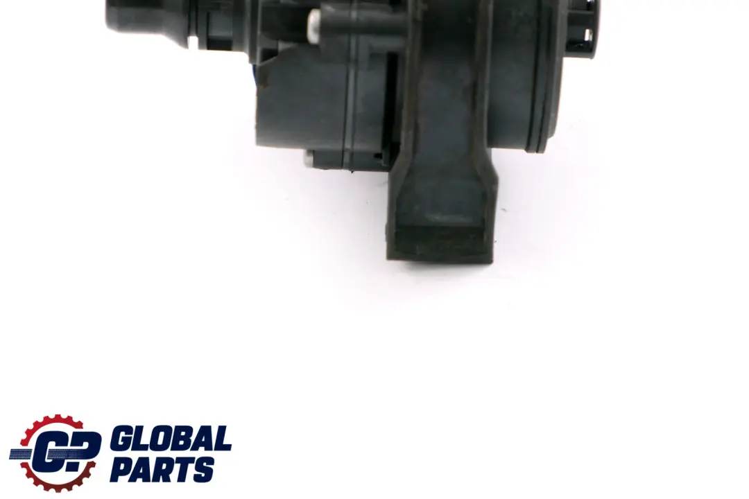 Pompa Acqua Ausiliaria Radiatore Unità Refrigerante per Mini F55 F56 con numero di parte 8486848 Mini F55 F56 Pompa Acqua Ausiliaria Radiatore Unità Refrigerante - SKU 8486848 - Numero di parte 8486848