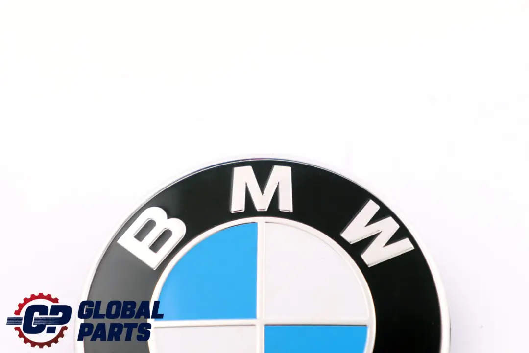 Emblema Distintivo Logo Targa 74MM 5114 per BMW F40 con numero di parte 8492586 BMW F40 Emblema Distintivo Logo Targa 74MM 5114 - SKU 8492586 - Numero di parte 8492586