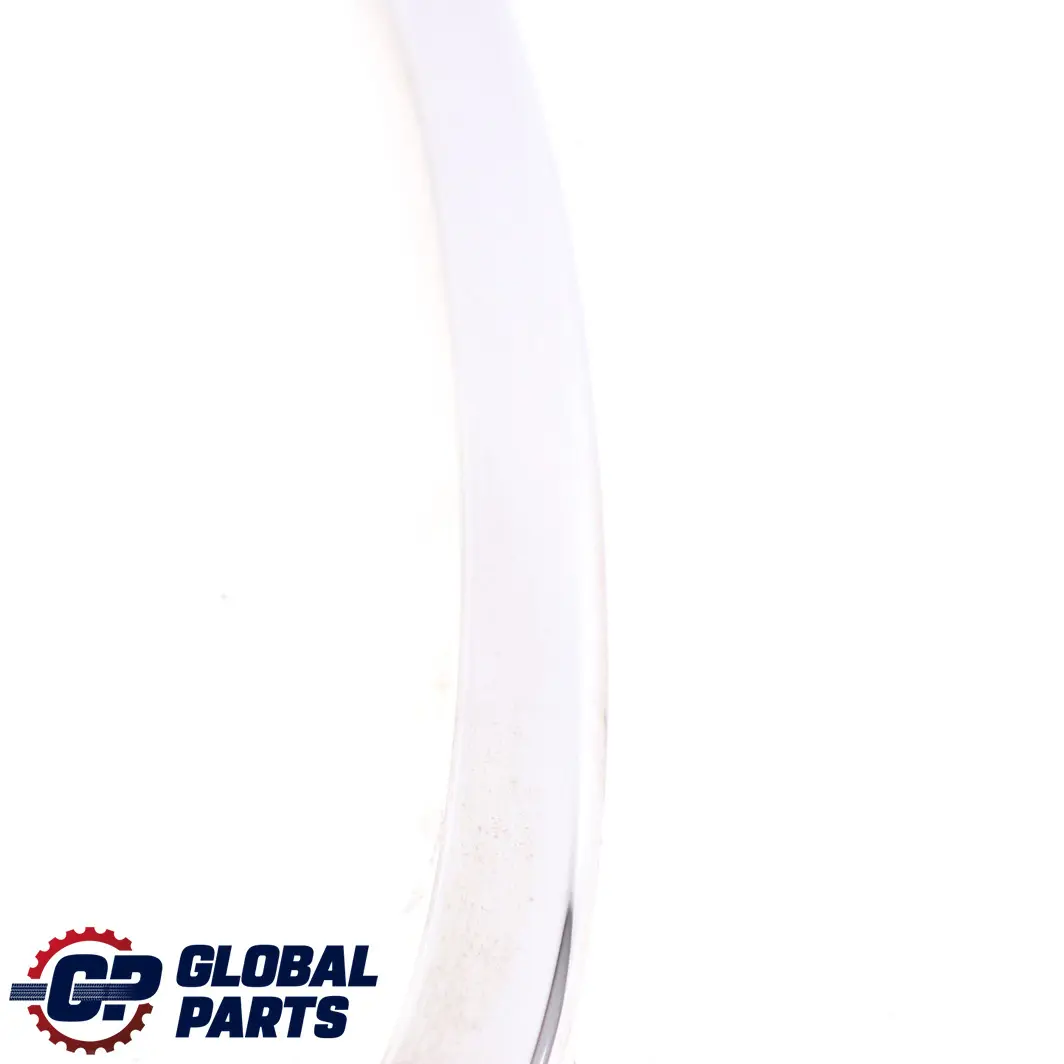 Anneau Chrome Phare a Droite Chrome pour Mini One Cooper F55 F56 F57 à propos du numéro de pièce 7351432 Mini One Cooper F55 F56 F57 Anneau Chrome Phare a Droite Chrome - SKU 8495332 - Numéro de pièce 7351432