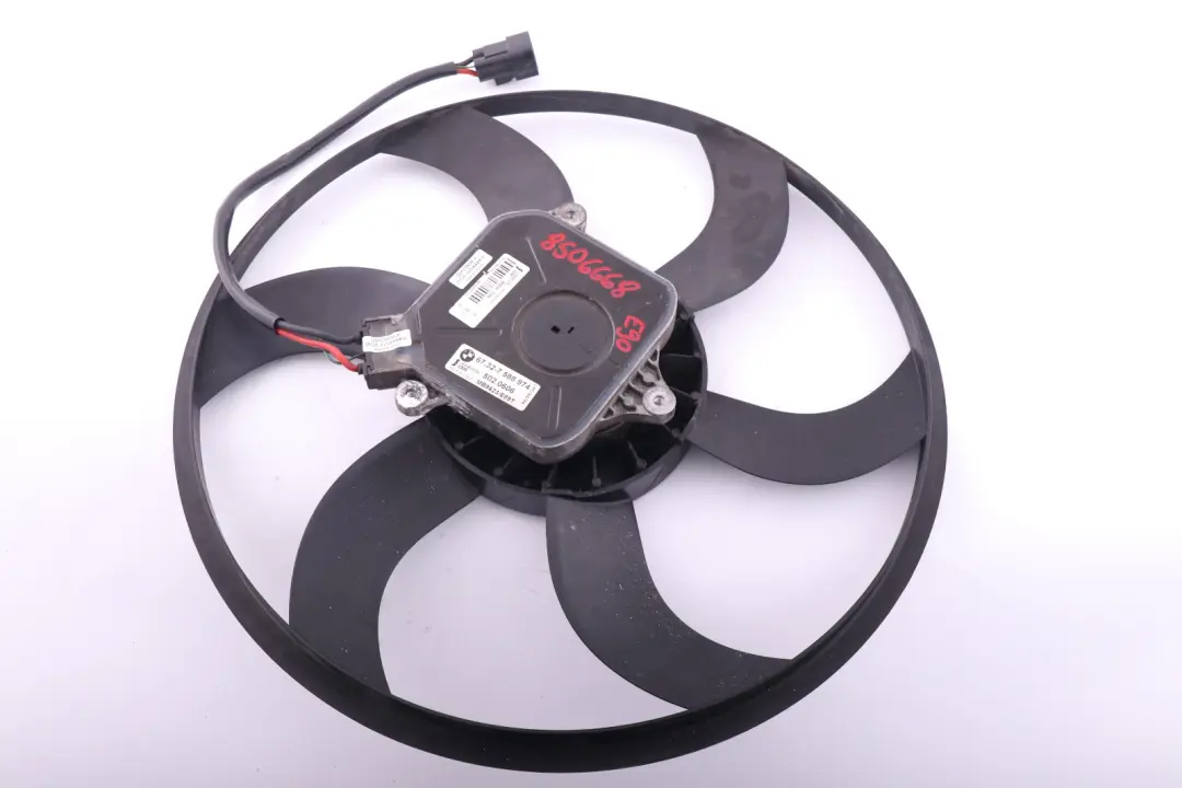 Chłodnica wentylator diesel 400W do BMW E81 E87 E90 o numerze 8506668 BMW E81 E87 E90 Chłodnica wentylator diesel 400W - SKU 8506668 - Numer Części 8506668