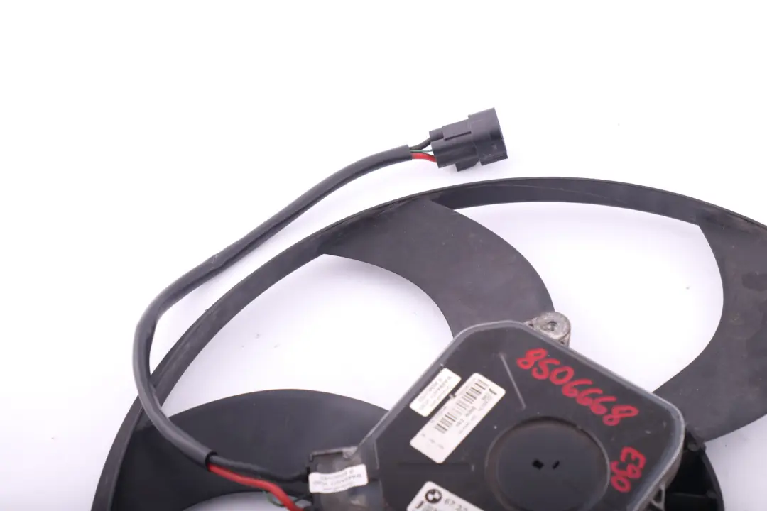 Radiator Cooling Pusher Fan 400W 7588974 to BMW E81 E87 E90 E91 Diesel with Part number 8506668 BMW E81 E87 E90 E91 Diesel Radiator Cooling Pusher Fan 400W 7588974 - SKU 8506668 - Part number 8506668