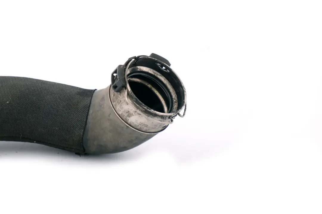 Przewód Rura Wąż Intercoolera do MINI R55 R56 R57 LCI o numerze 8506718 MINI R55 R56 R57 LCI Przewód Rura Wąż Intercoolera - SKU 8506718 - Numer Części 8506718