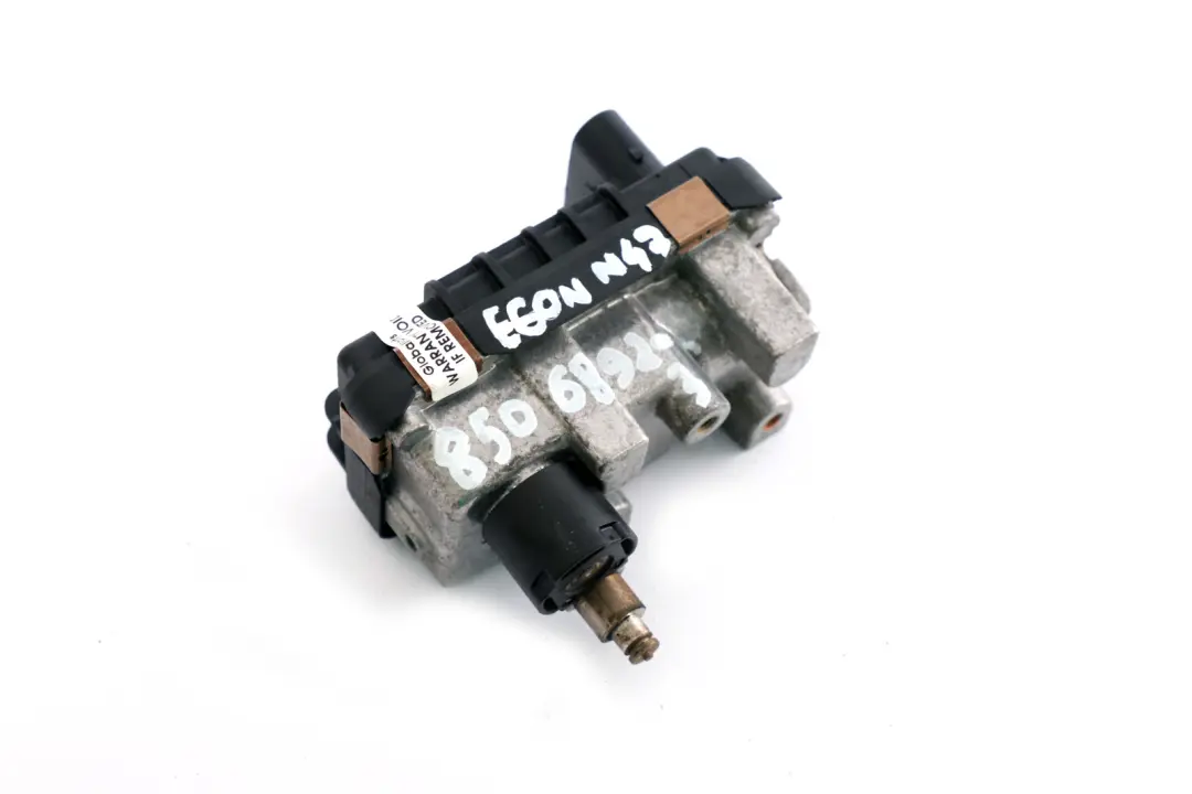 N47 motore attuatore turbocompressore 6NW 009 660 per BMW E60 E61 520d con numero di parte 8506892 BMW E60 E61 520d N47 motore attuatore turbocompressore 6NW 009 660 - SKU 8506892-3 - Numero di parte 8506892